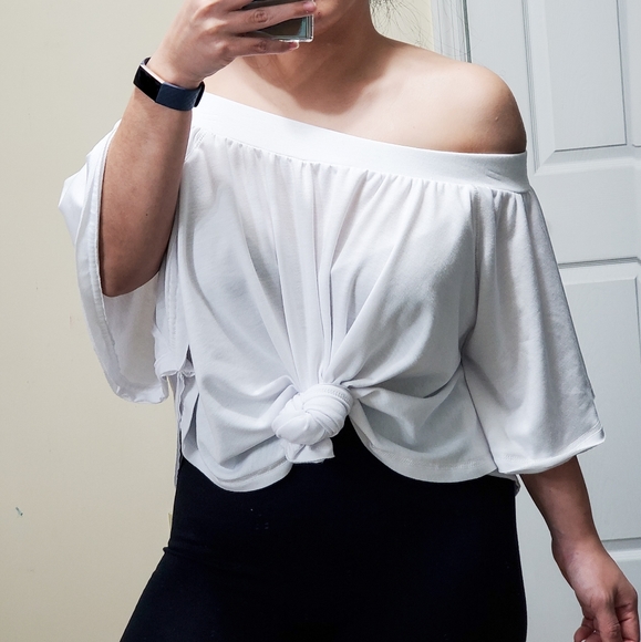 NWOT OOTDFash Flowy White Off Shoulder Top Large - Picture 2 of 4